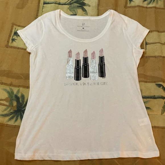 2/$15 NY&C Women’s Top - Picture 1 of 3
